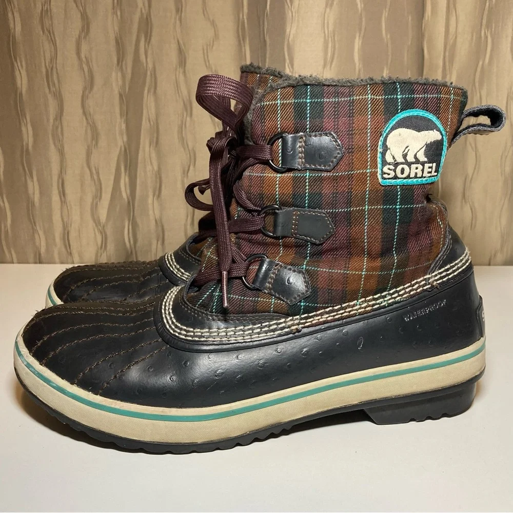 Sorel Tivoli Women’s 9 Waterproof Mulberry Brown Plaid Lined NL1654-207